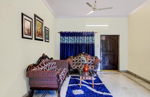 Begumpet Bed & Breakfast | NirmalVilla Cherry