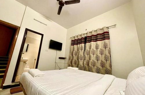 Vijayanagar Hotel | Ashray Residency