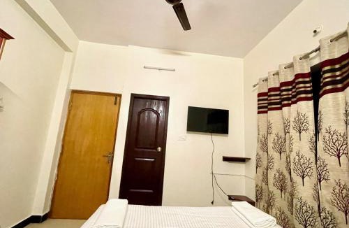 Vijayanagar Hotel | Ashray Residency