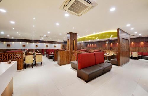 Bommasandra Hotel | La Sara Gateway