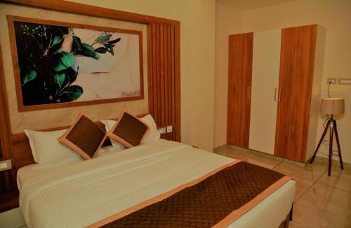 Kumbalam Hotel | AGS Residency