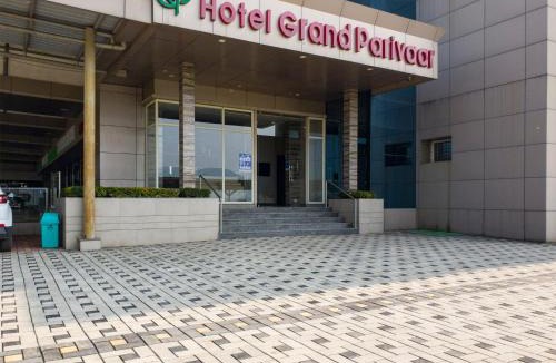 Igatpuri Hotel | Hotel Grand Parivaar