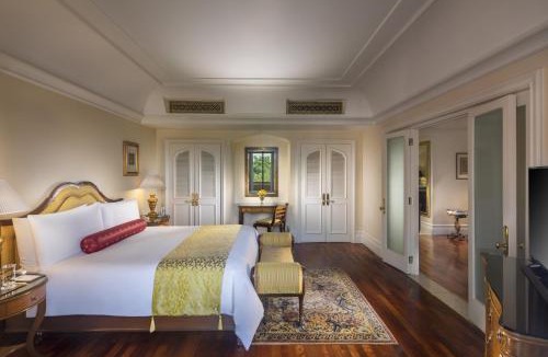 Agara Hotel | The Leela Palace Bengaluru