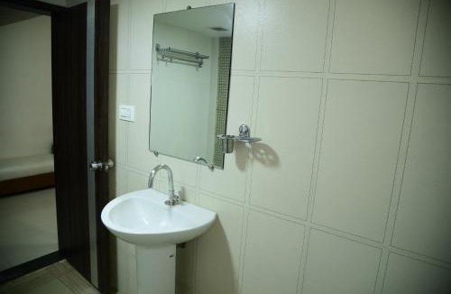 Hassan Hotel | Miles Inn Hotel