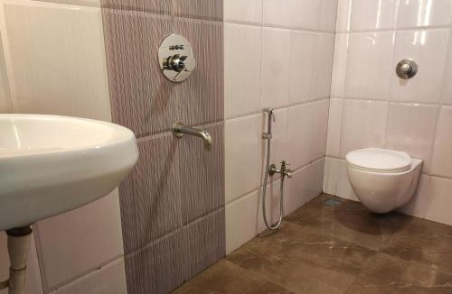 Daulatabad Hotel | Hotel Adarsh