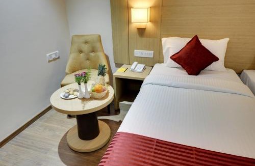 Sahakar Nagar Hotel | La Sara Pride