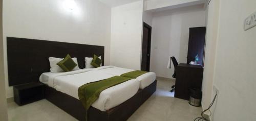 HBR Layout Hotel | Daffodil Delight - Manyata Tech Park