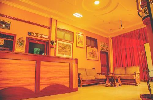 Badami Hotel | KSTDC Hotel Mayura Chalukya, Badami