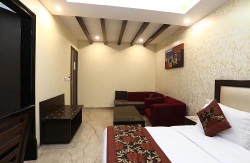 Karol Bagh Hotel | Hotel Kingston Park near Ganga Ram Hospital