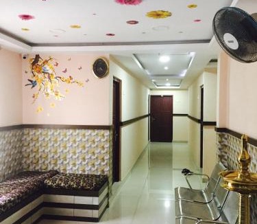 Palarivattom Hotel | Mega Tourist Home Palarivattom