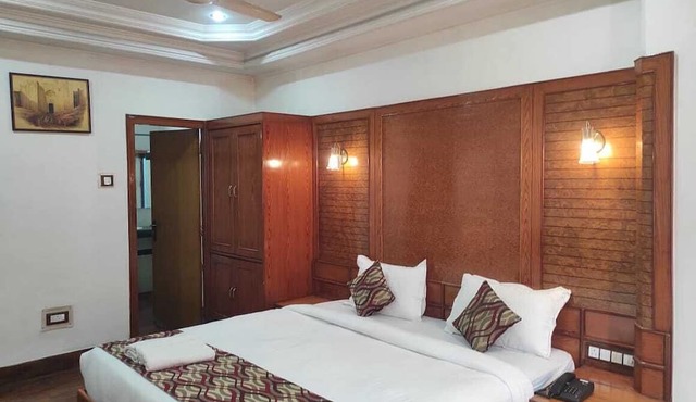 Ambarish Grand Residency