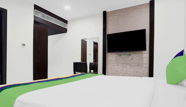 Treebo Madhuvan Grand