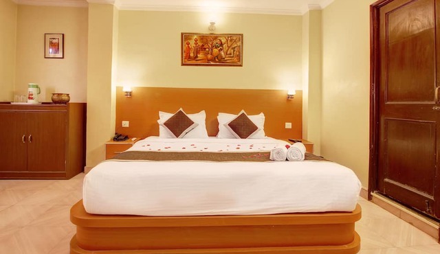 Hotel Jaisingh Palace