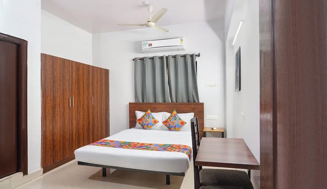 FabHotel Frenotel - Madhapur