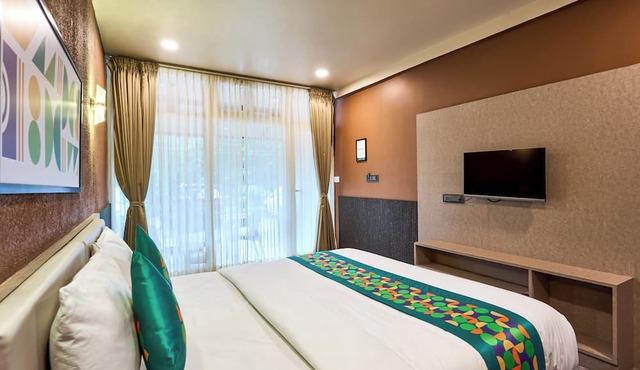 Treebo Sky Vista Suites with Hill View