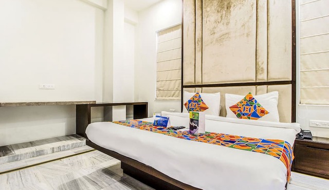 Fabhotel Jaipur Villa