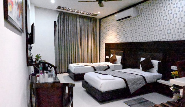 Hotel Badrika Inn