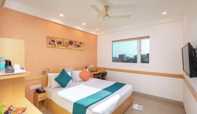 Mango Grove Hotel