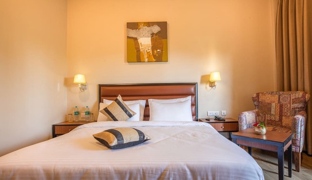 The Lalita Grand