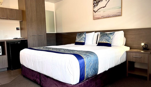 Chalet Motor Inn in Bundaberg Central
