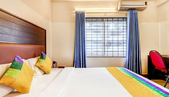 Itsy Hotels Ammu Regency