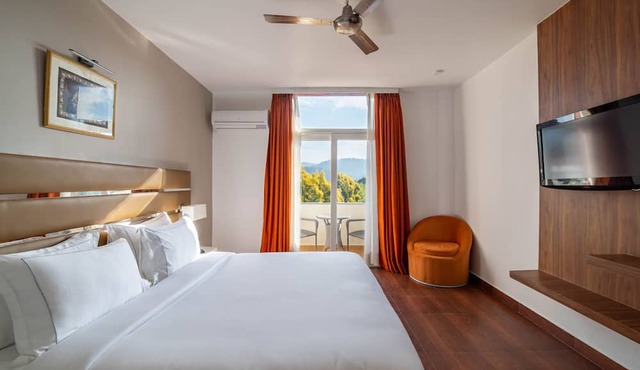 Country Inn Tarika Resort Jim Corbett