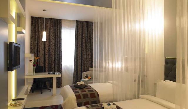 BluPetal - A Business Hotel