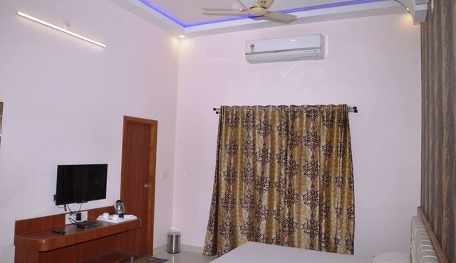 Hotel Panigrahan