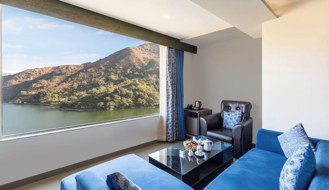 Via Lakhela Resort & Spa