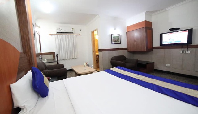 Maple Tree Hotels