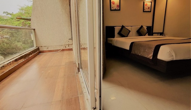Grand Plaza Hotel