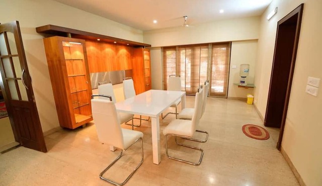 Crazy Homes Trichy/Luxurious&Spacious Rooms Stay