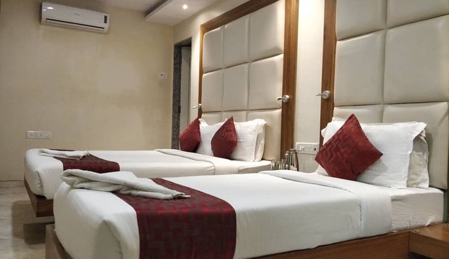 Hotel Apex International