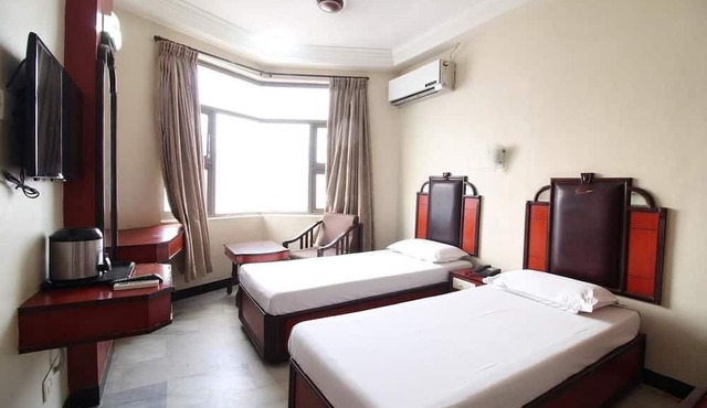 Hotel Naveen