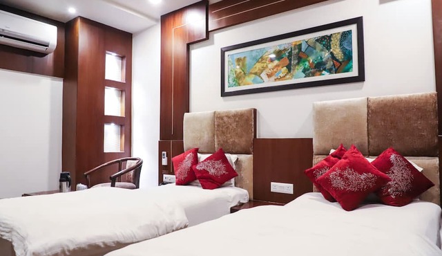 Hotel Vijan Palace Jabalpur in Jabalpur