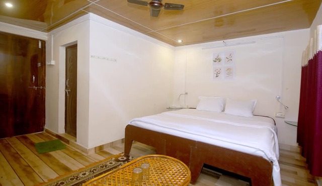Tribal Wood Resort in Bichhiya