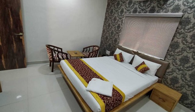 Hotel SR Executive Akola in Akola