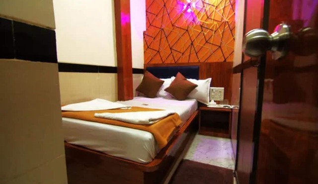 Fabhotel Star Hill