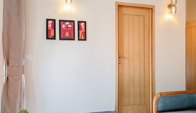 Staymaster White Castle-4BHK