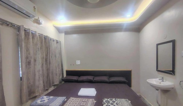 Shivsagar Tourist Stay Kunkeshwar