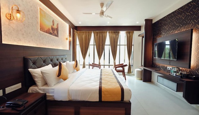 GREEN VIEW SUITES