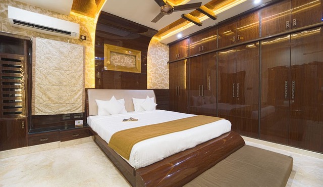 Alaya Stays Royal Valora 5BHK villa