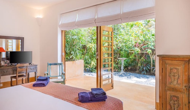Staymaster Rohini 2BR Villa Jet Pool in Nerul