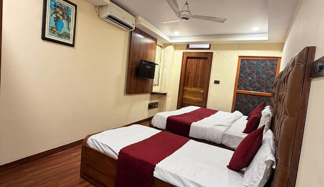 Hotel Park Avenue in Lucknow