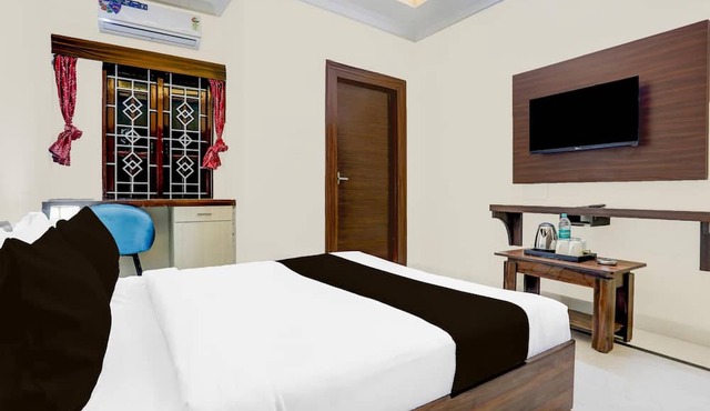 Single Room Madiwala Lake Park in Bengaluru