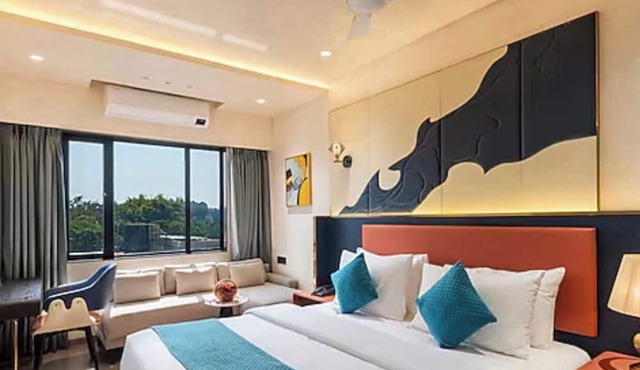 Skyearth Hotel in Indore