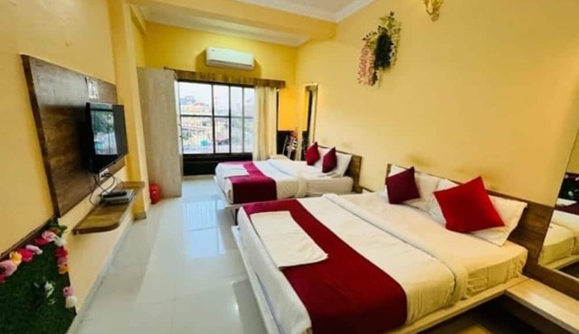 Leopard Valley Resort