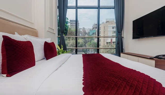 Hsquare Prime Stay