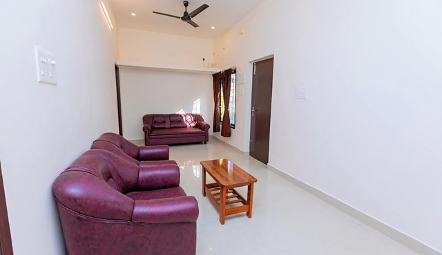 Welcome Grand Private Pool Villa in Vanur