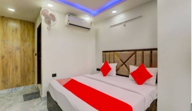 Hotel Luv Inn